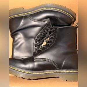 Dr.Martens 1460 Black leather boots women size 10